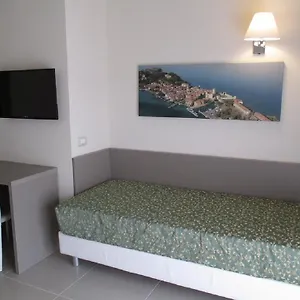 Hotel Holiday Hotel