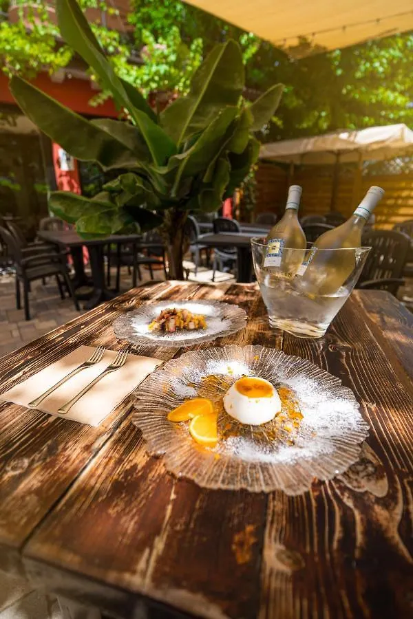 Hotel Piccolo Camere E Grill Sirmione Italy