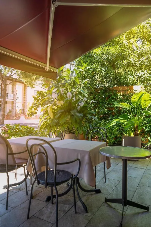 Piccolo Camere E Grill Sirmione Italy