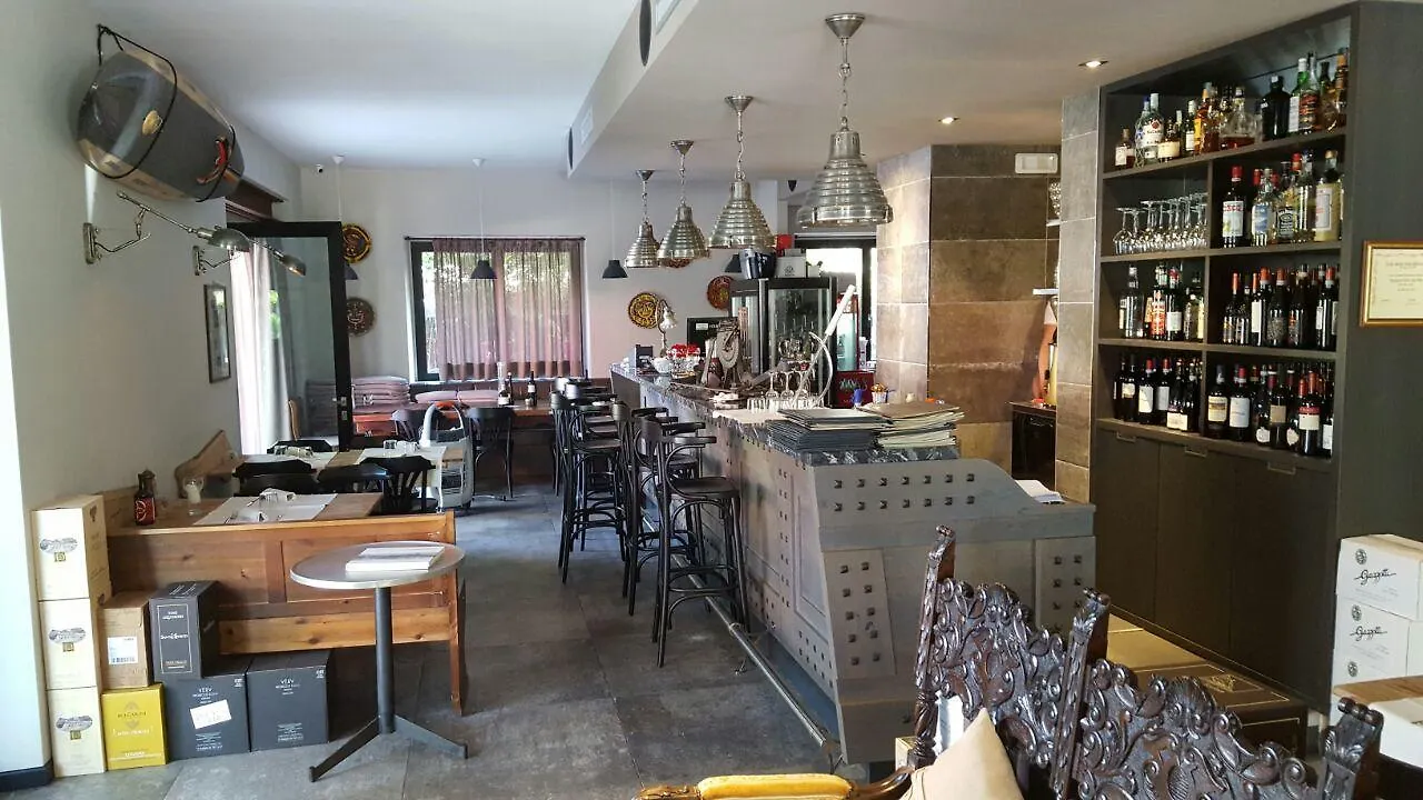 Hotel Piccolo Camere E Grill Sirmione Italy